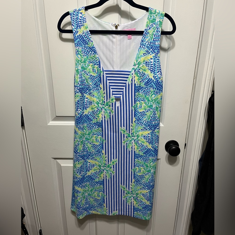 Gorgeous Lilly Pulitzer dress in fun stripe and floral design. Size Large.